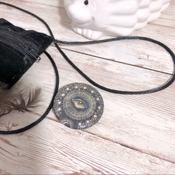 Velvet Dreamcatcher Bag and Pin - Picture 2 of 4